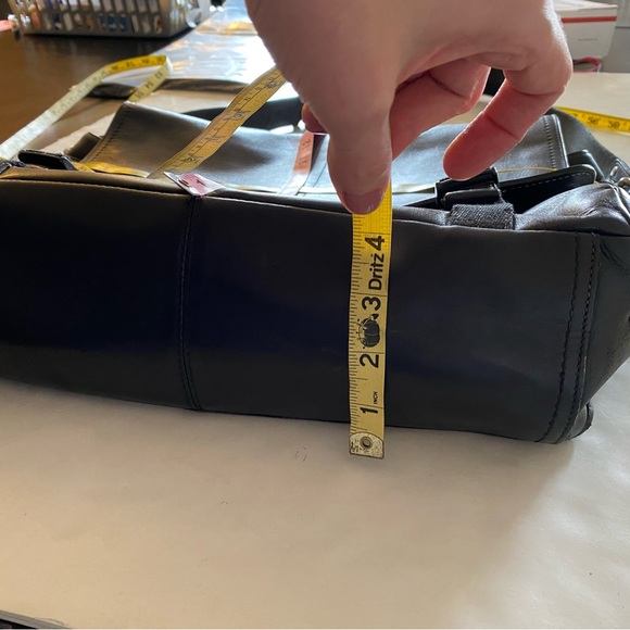 Coach Leather Messenger Bag Briefcase Mens Unisex Large Black Pockets - Picture 11 of 16